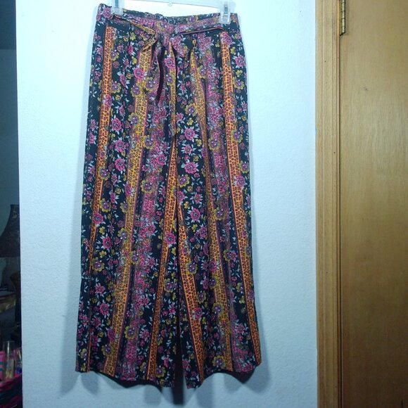 Kristin  Nicole Colorful Floral Harem Style Pants Size: L - Picture 13 of 13